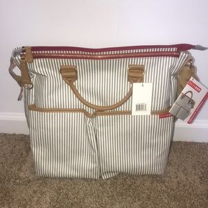 NWT 3 piece skip hop diaper bag